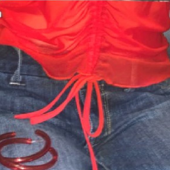 Red Besh Top - Picture 2 of 2